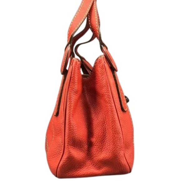 Tod's burnt orange pebbled leather shoulder bag - Picture 7 of 15